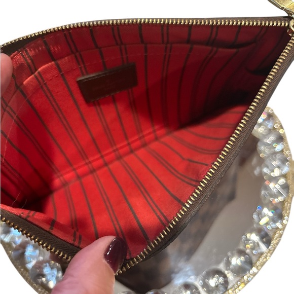 Louis Vuitton Damier Ebene Wristlet - Picture 6 of 8